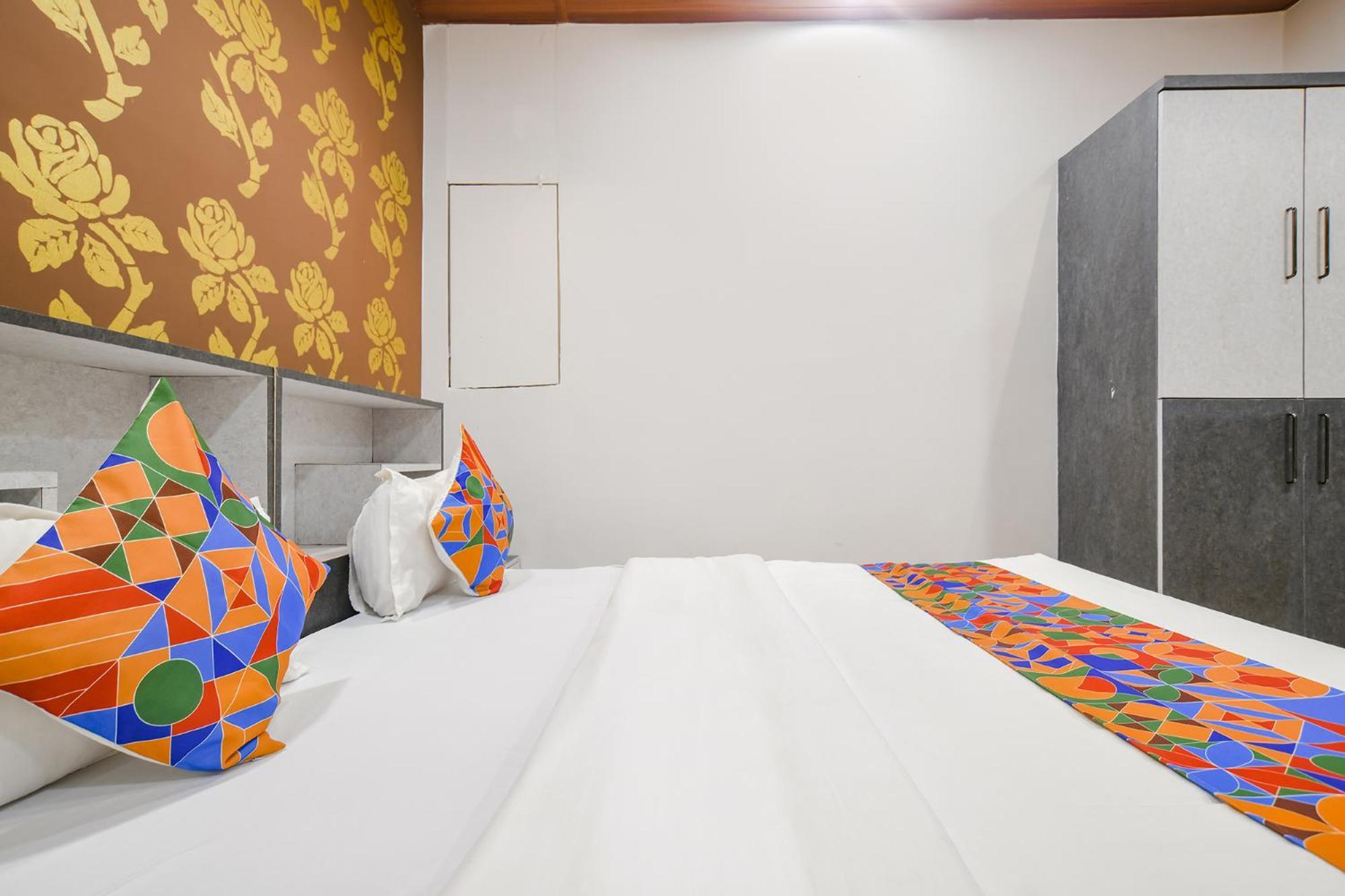 Fabhotel Dream Paradise Indore Bagian luar foto